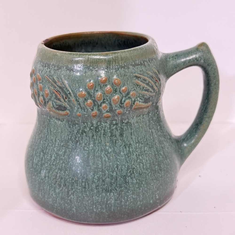 Stickley Museum Pinecone Mug  Bennington Potters United Crafts Pottery Mug #2630
